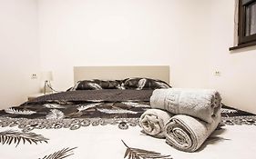 Apartament rezidential Mihai Bravu cu internet de mare viteza si parcare gratuita